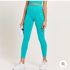 My protein set. Super cute! Never worn! New with tags!